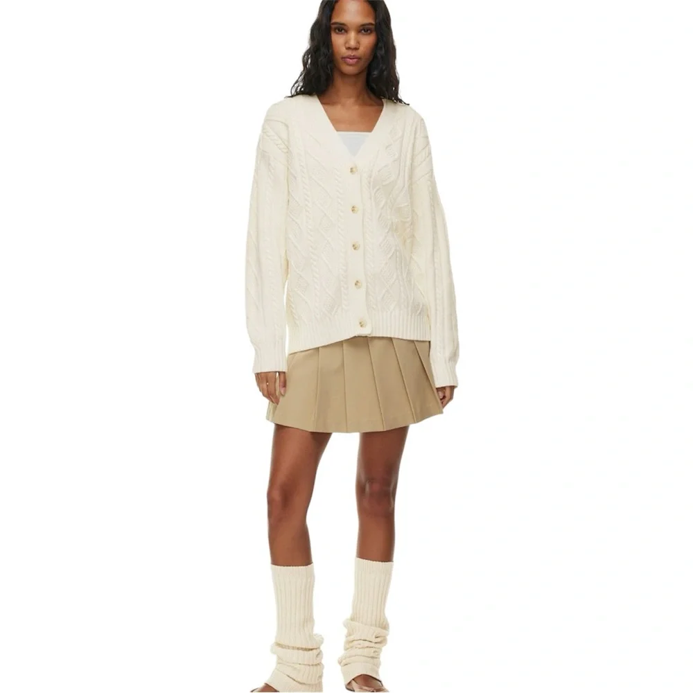 Sunday Best Lamora Cardigan - Picture 3 of 10